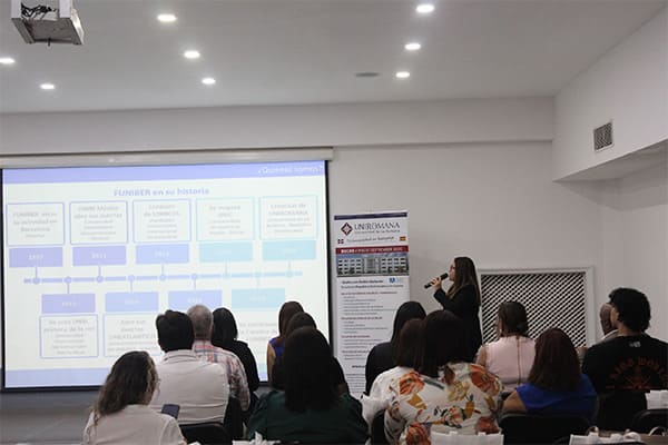 Conferencia de Santiago Tejedor 