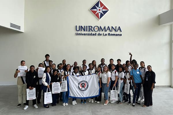 Liceo Benito Jimenez en UNIROMANA