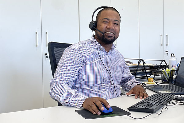 Traslado del equipo de admisiones a las instalaciones de UNIROMANA