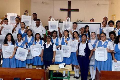 Colegio Evangélico Miguel Limardo