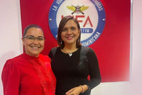 Directora de FUNIBER República Dominicana habla sobre la apertura de UNIROMANA en el programa «La Hora de Eveling»