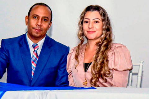 UNIROMANA participa como invitada de honor en la graduación del Politécnico Liliam Bayona