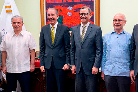 UNIROMANA, el Ministerio de Trabajo y el MESCYT firman un convenio estratégico para impulsar la formación y el empleo juvenil 